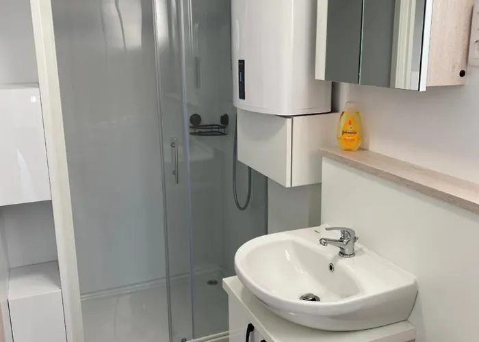 Floating House - Luxury Floating Sea Oasis *