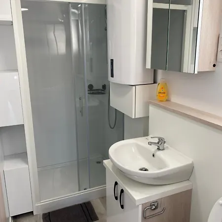 Floating House - Luxury Floating Sea Oasis *