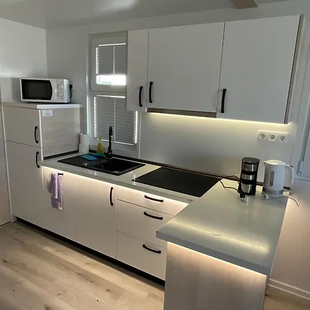 Apartament Floating House - Luxury Floating Sea Oasis Pula