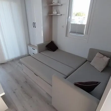 Apartman Floating House - Luxury Floating Sea Oasis Póla