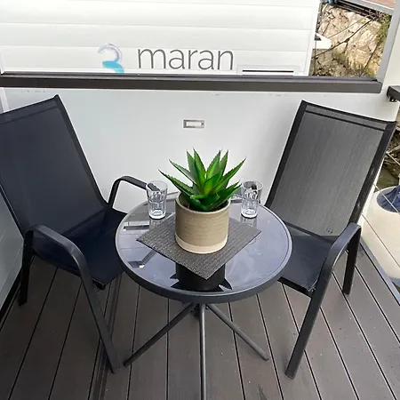 Floating House - Luxury Floating Sea Oasis Póla