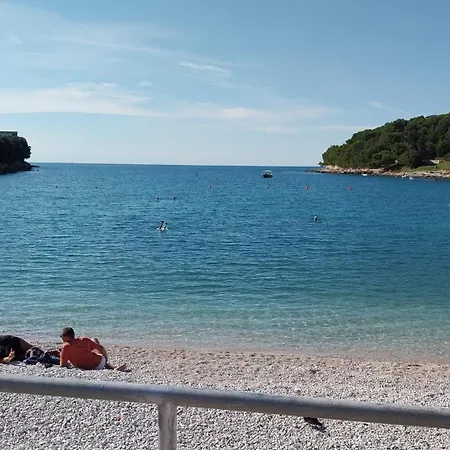 Floating House - Luxury Floating Sea Oasis *