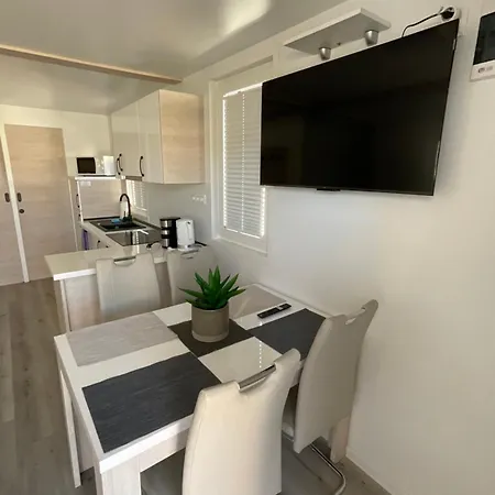 Floating House - Luxury Floating Sea Oasis Apartman